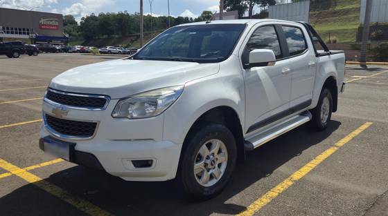 CHEVROLET S10 2.8 LT 4X2 CD 16V TURBO DIESEL 4P MANUAL